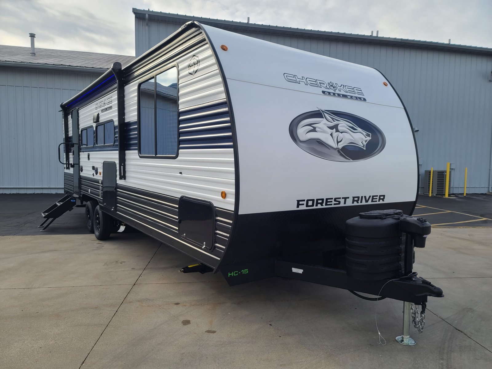 NEW 2025 Forest River Cherokee Grey Wolf 26LK - Image 6