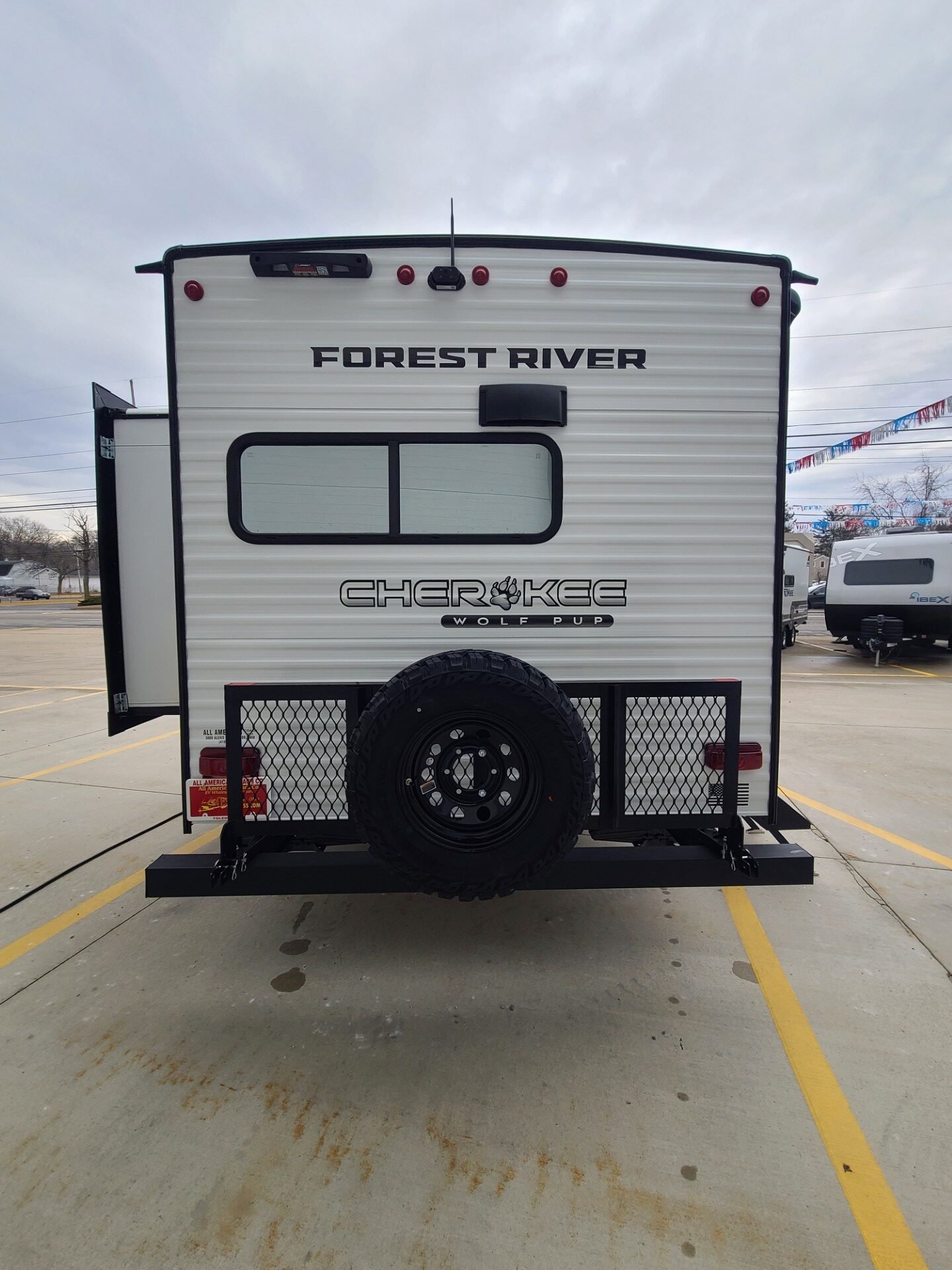 NEW 2025 Forest River Cherokee Wolf Pup 17SC - Image 3